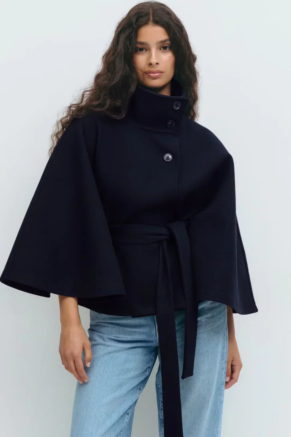 DELACROIX | CAPE JACKET AVEC CEINTURE